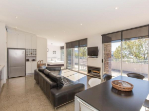 Edge 7 16 Cyde Street Jindabyne